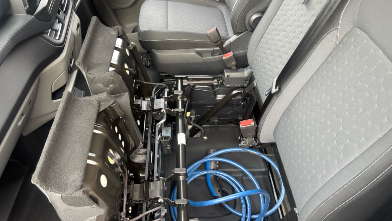 Ford Transit Custom E-320 L1 Rwd 100kW 65kWh H1 Van Limited Auto